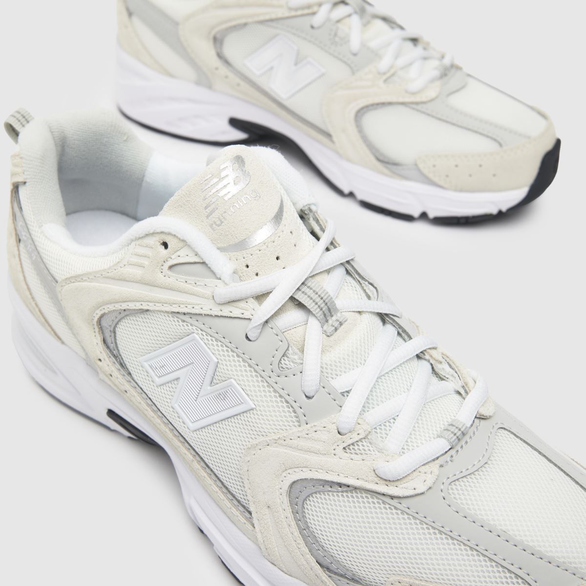 New Balance 530 in Stone