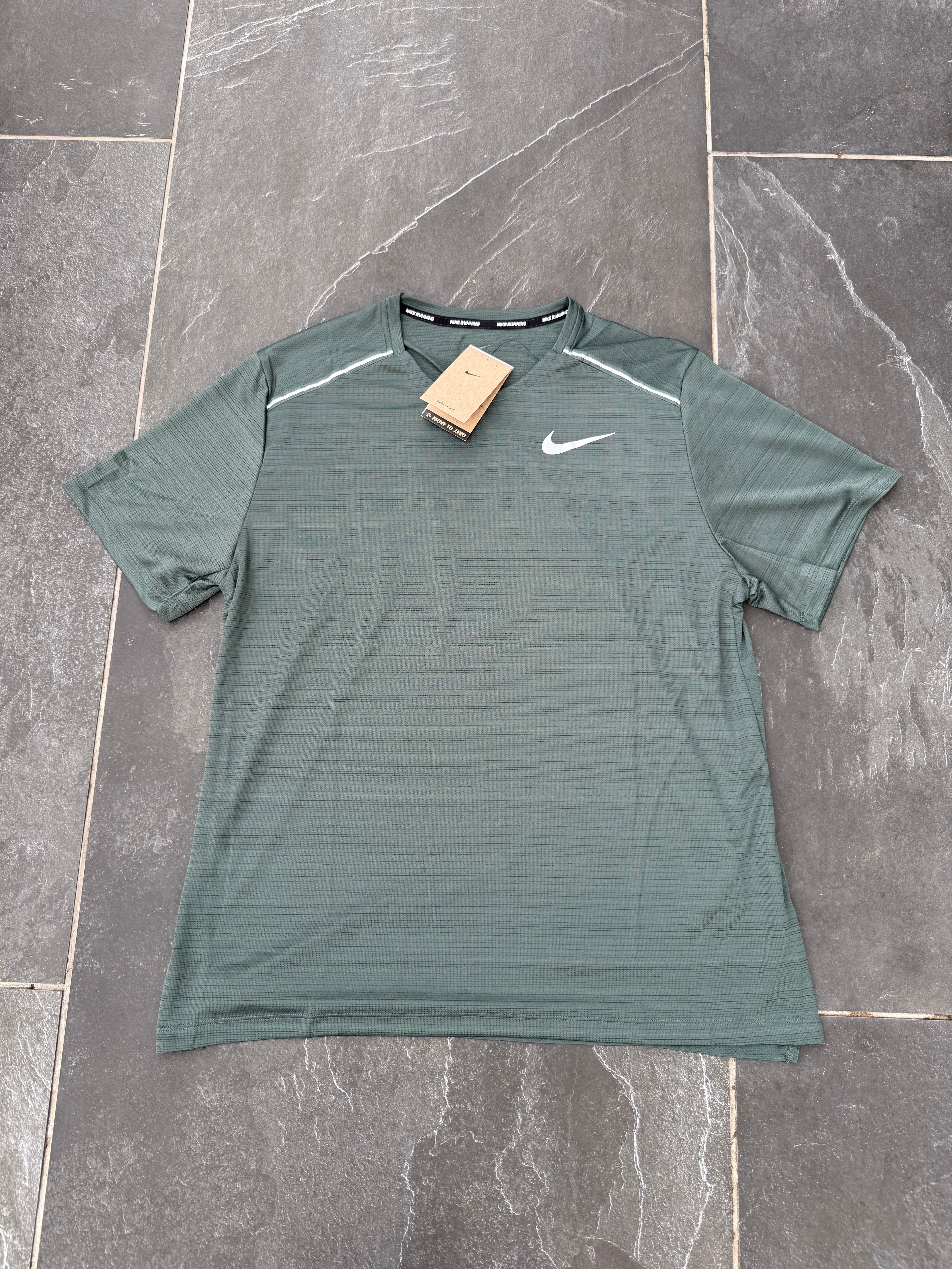 NIKE MILER-VINTAGE GREEN