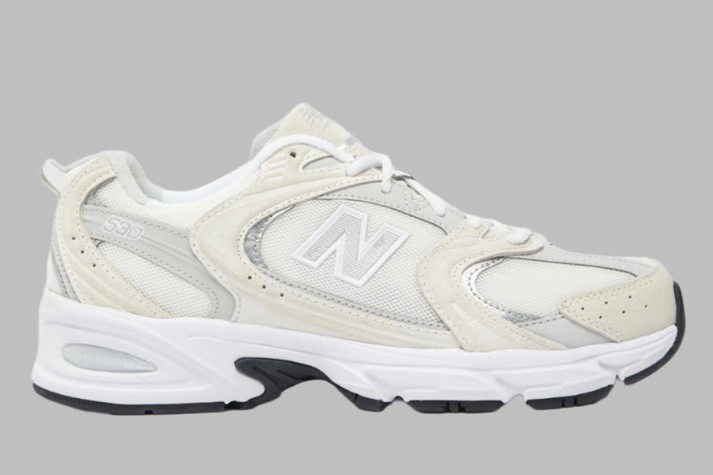New Balance 530 in Stone