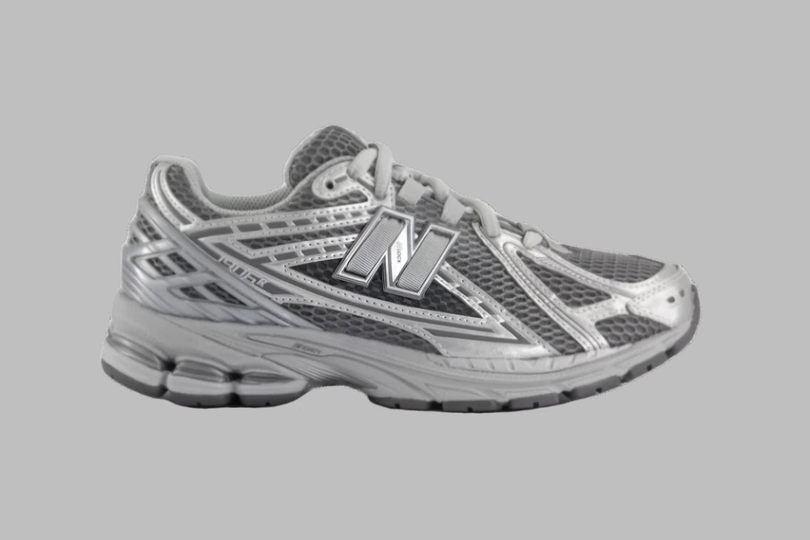 NEW BALANCE 1906 Trainers Harbor Grey