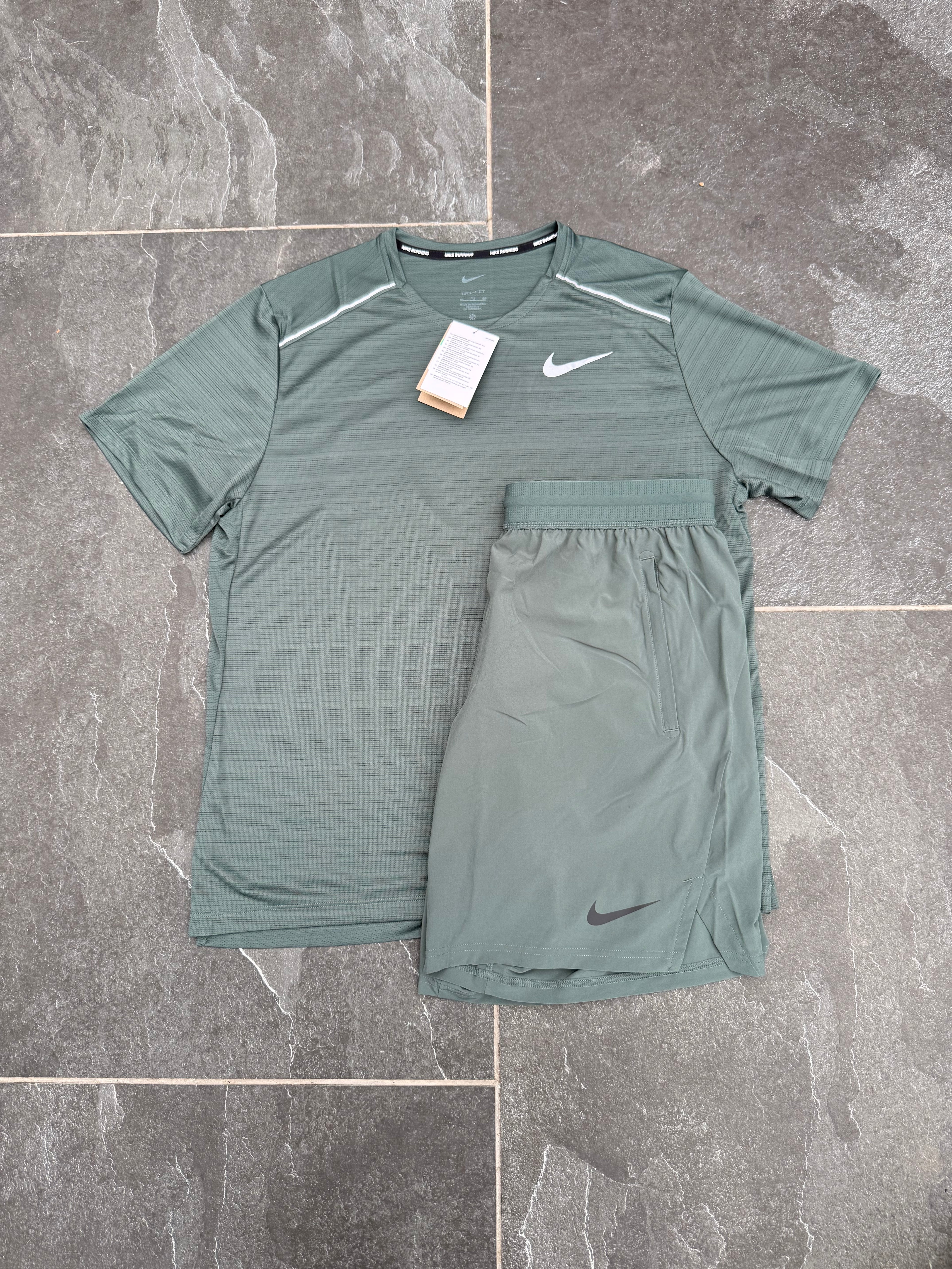 NIKE MILER SET - VINTAGE GREEN