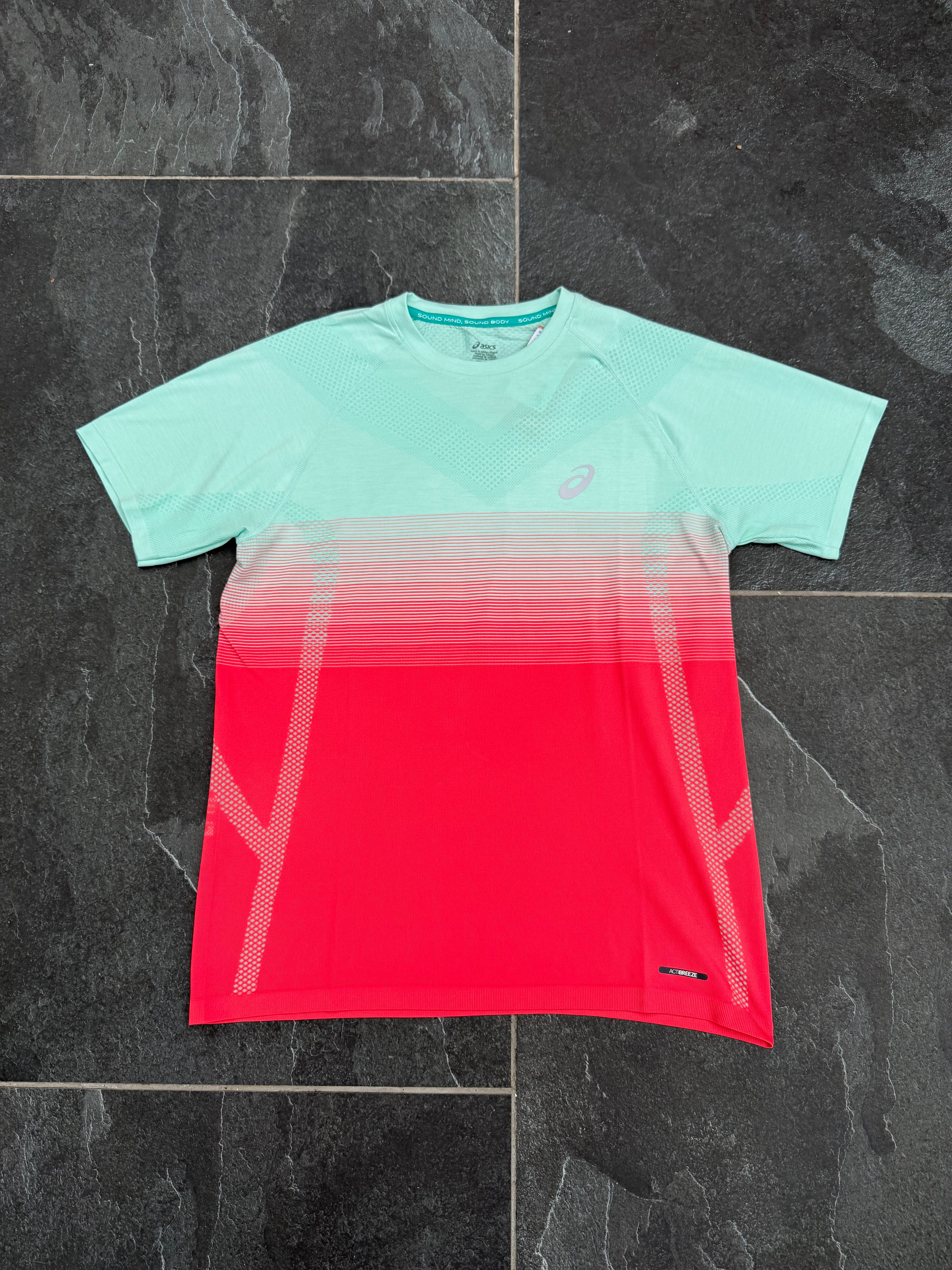 ASICS SEAMLESS T SHIRT- CORAL REEF
